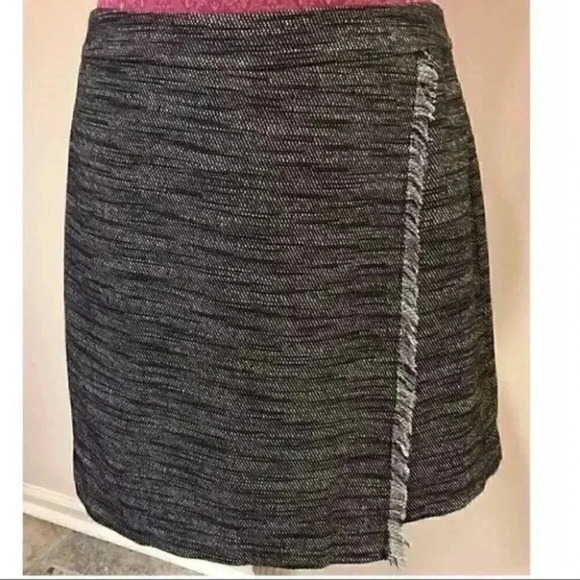 Loft Petites Womens Skirt Size 12P Black Faux Wrap - Picture 2 of 10